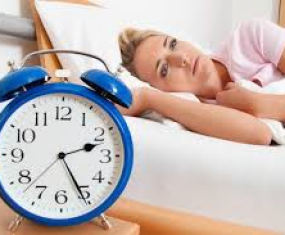 XOA BÓP BẤM HUYẾT ĐIỀU TRỊ MẤT NGỦ