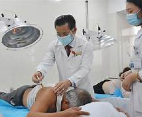 THỦY CHÂM VÀO HUYỆT